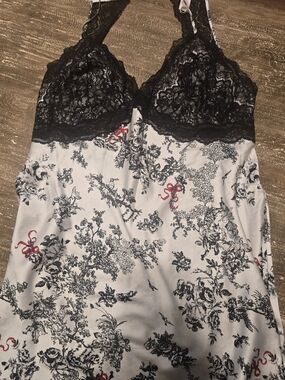 Victoria's Secret Black Lace Floral Chemise with White and Red Print